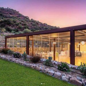 Lee más sobre el artículo Ideas para decorar tu jardín con una pérgola